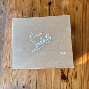 Christian Louboutin Box 11.25x12.75x4.75